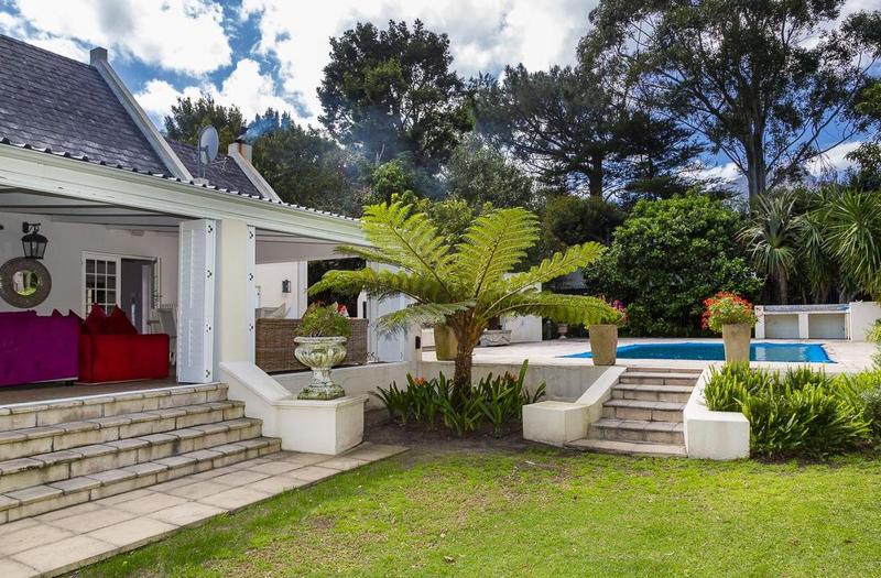 6 Bedroom Property for Sale in Hout Bay Western Cape